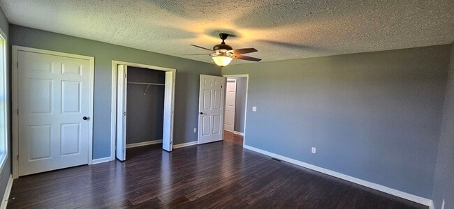 Building Photo - Spacious Home for Rent!
