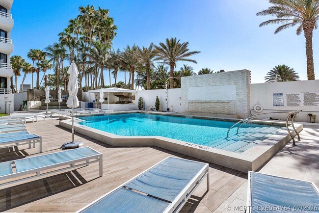 Building Photo - 1500 S Ocean Blvd