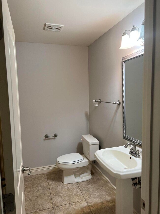Building Photo - 3304 Longfords Mill Dr