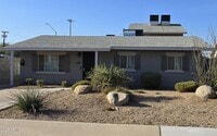 Building Photo - 6 E Hill Dr