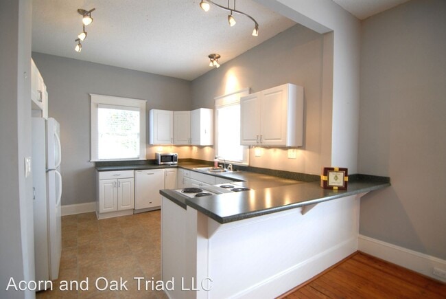 Building Photo - 3 br, 2 bath House - 625 Park Ave