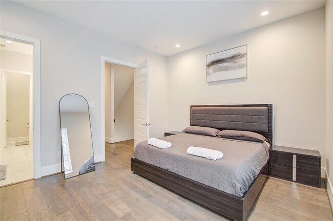 Building Photo - 2020 McGowen St