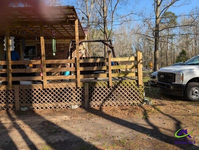 Building Photo - 1198 Hendrick Rd