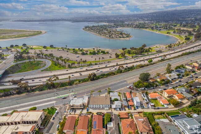 Building Photo - The Villager in Bay Park, Freshly Renovated Studio Apartments!