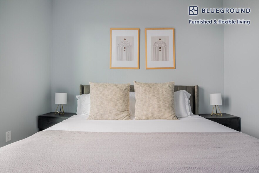 Building Photo - 365 Western Ave