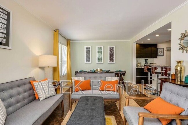 Building Photo - 2415 E Finley Rd