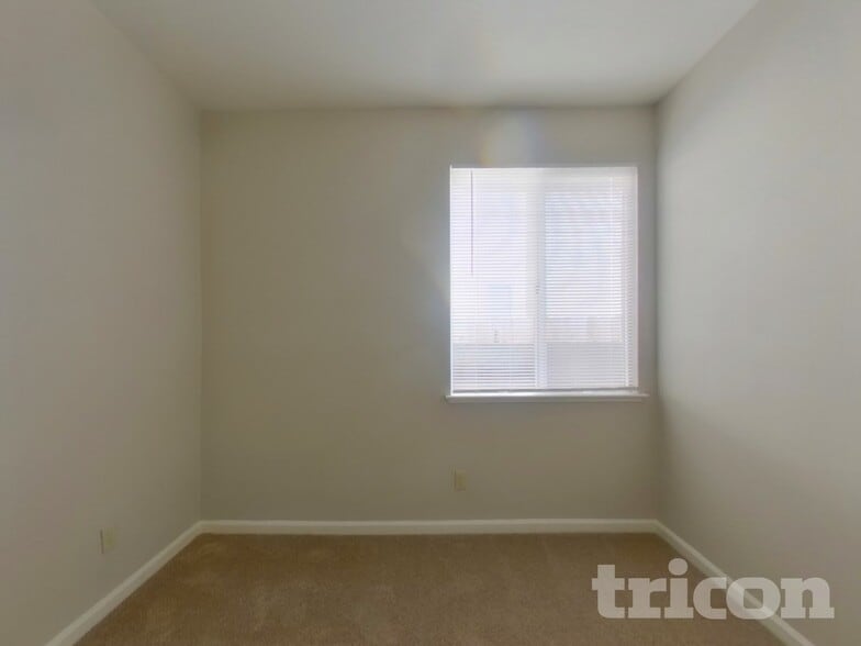 Building Photo - 796 Derry Cir