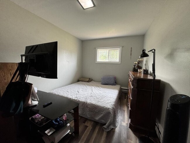 Building Photo - 1634 Hill Ave