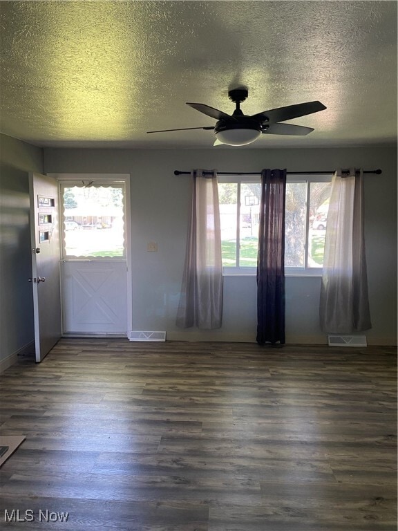 Building Photo - 12920 Fountain Ct
