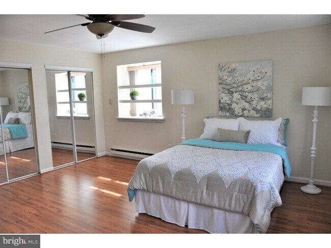 Master Bedroom - 22 Fitzwatertown Rd