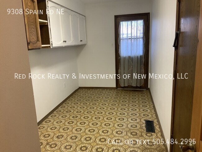 Building Photo - 9308 Spain Rd NE