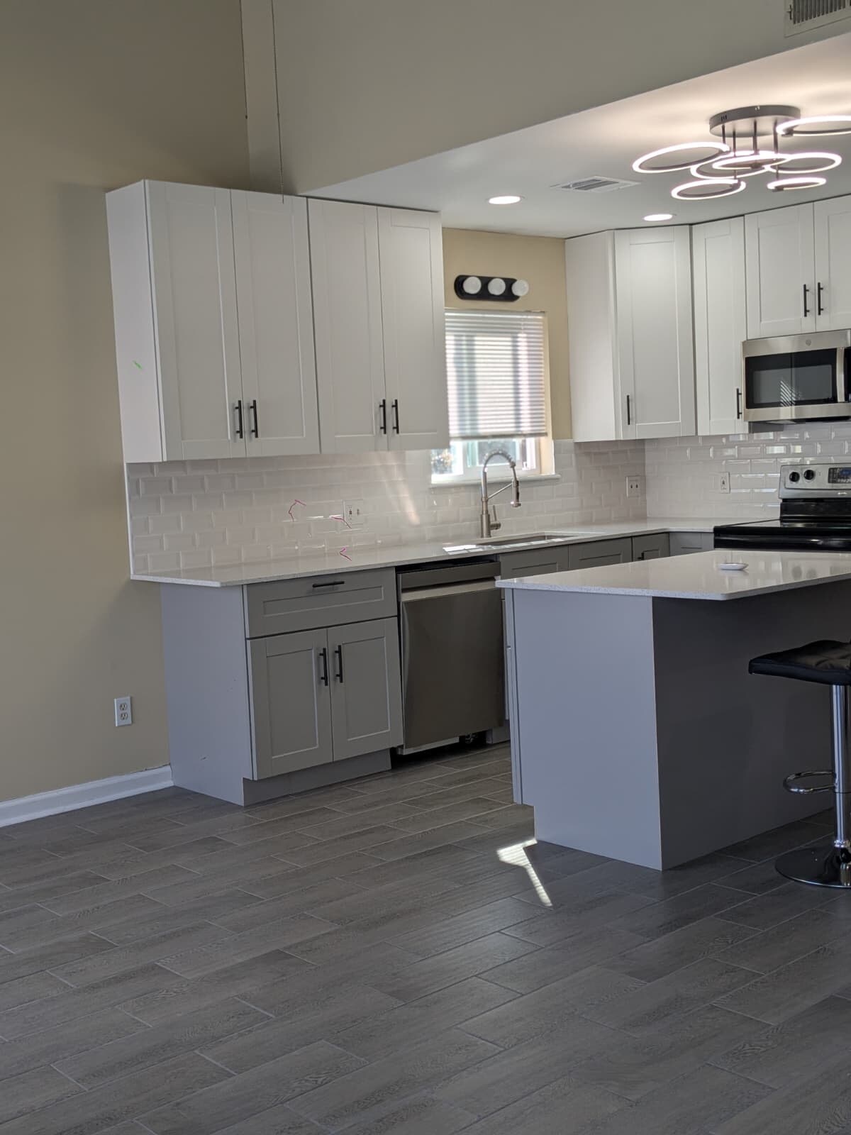 Building Photo - 3700 Golf Colony Ln