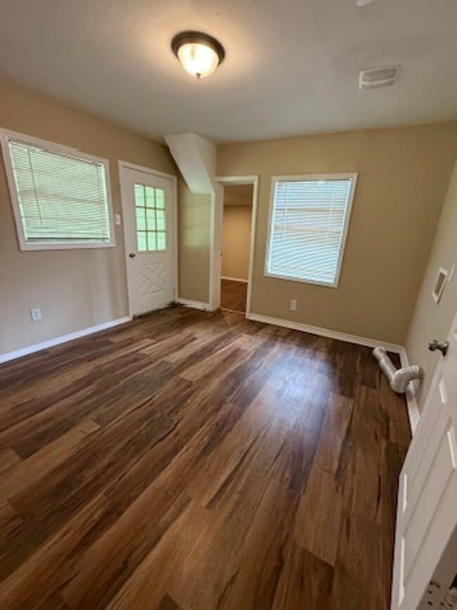 Building Photo - Spacious 3BED, 1BATH in Vidor