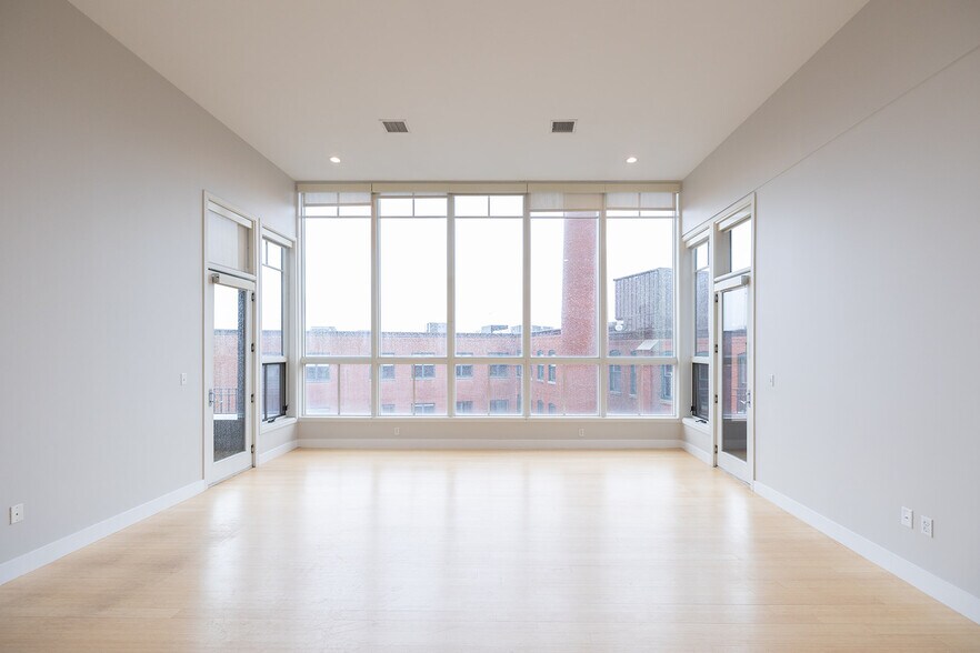 Building Photo - 450 Harrison Ave