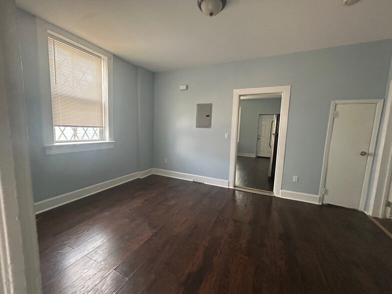 Building Photo - 152 Stuyvesant Ave