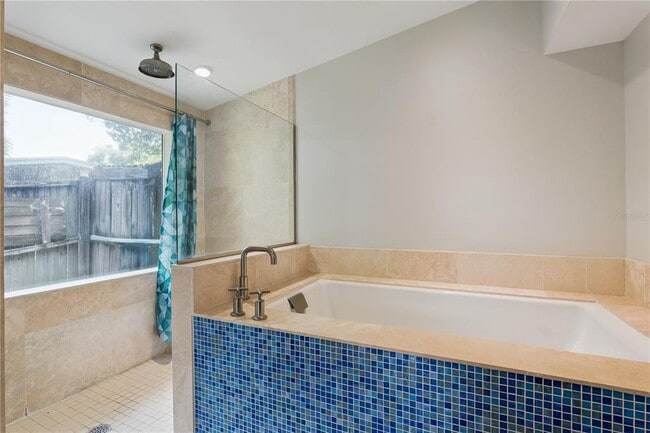 Building Photo - 508 Dunblane Dr