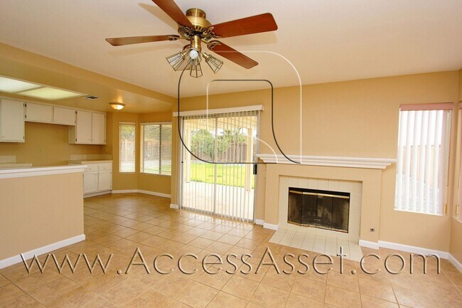 Building Photo - Beautiful 4 Bed/3 Bath Home In Murrieta!