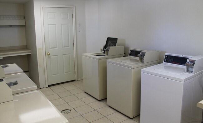 Laundry - 112 E Cherry St