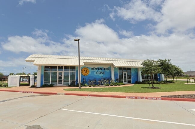 Building Photo - 10031 Crescendo Wy