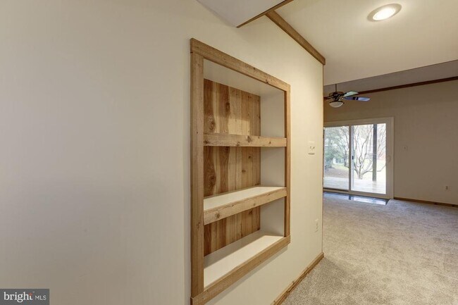 Building Photo - 7118 Eden Brook Dr