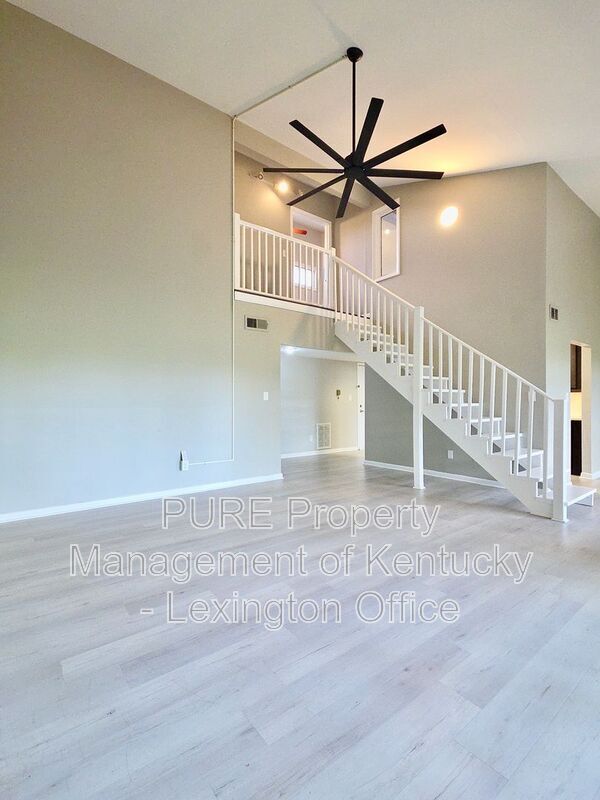Building Photo - 750 Shaker Dr