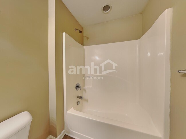 Building Photo - 5160 Busted Rock Trl