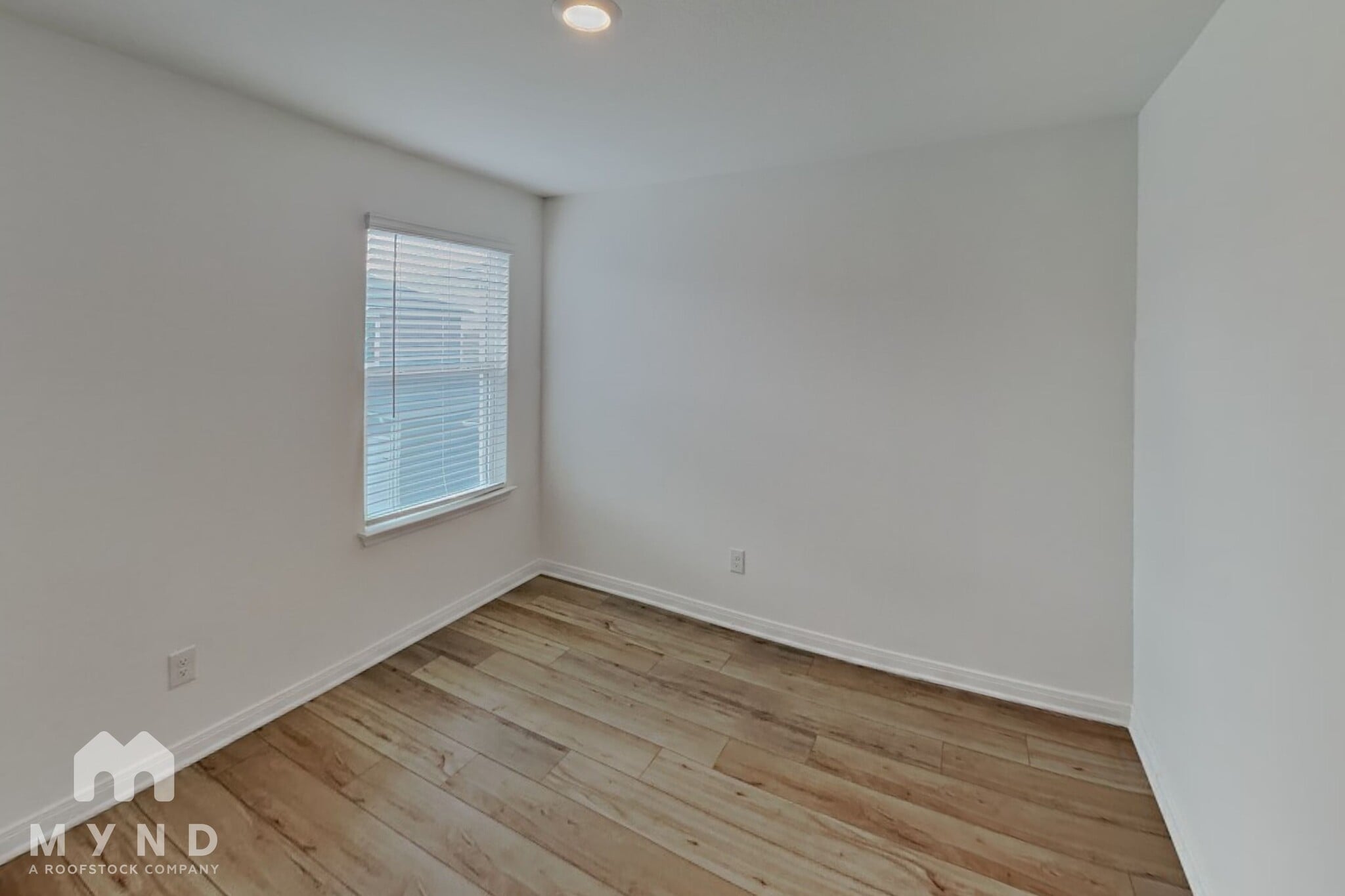 Building Photo - 10846 Emerick St