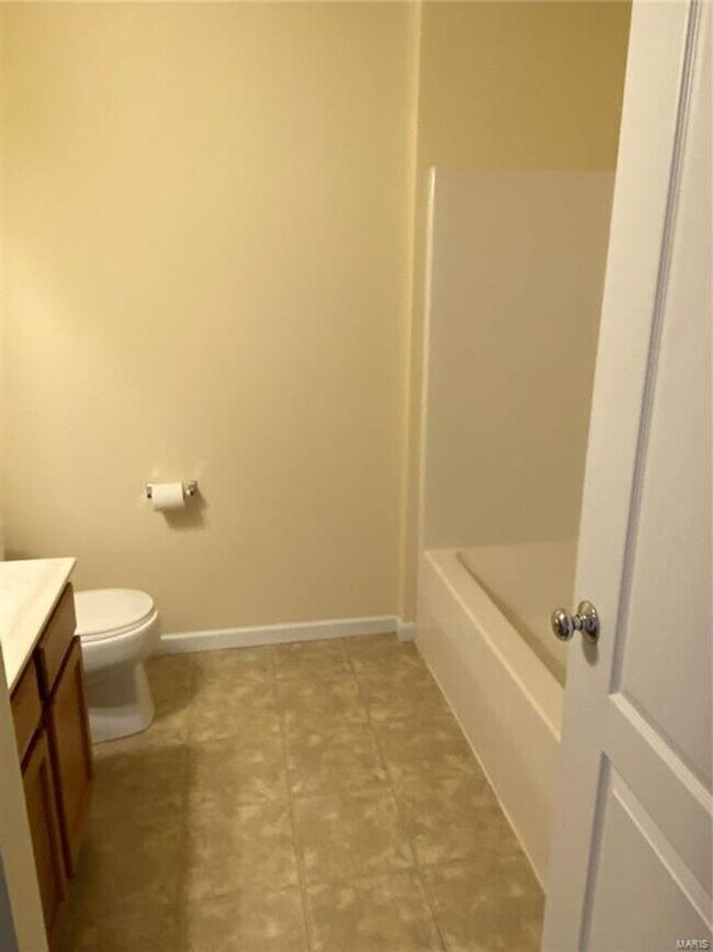 Building Photo - 3111 Capri Way