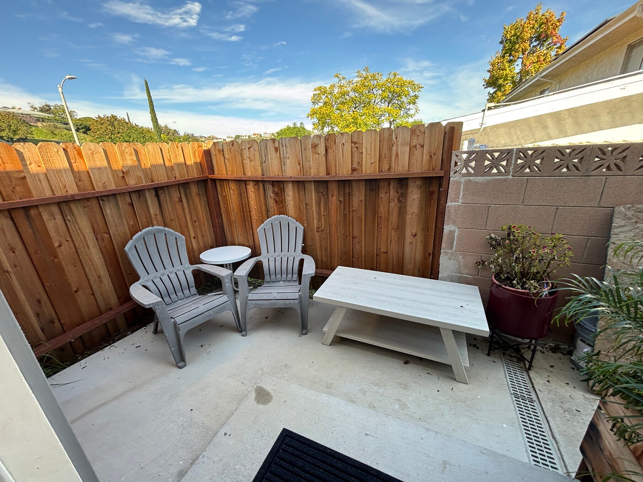 Building Photo - 6038 Maury Ave