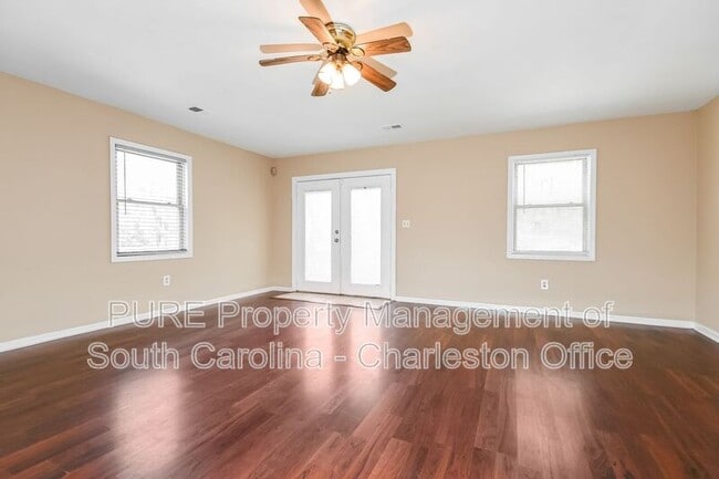 Building Photo - 6088 Bears Bluff Rd