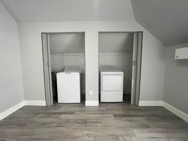 Building Photo - 3801 Atlantic Ave