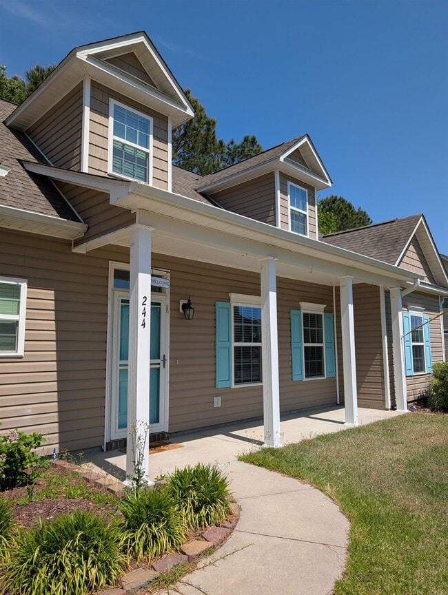 Building Photo - 244 Belclare Way