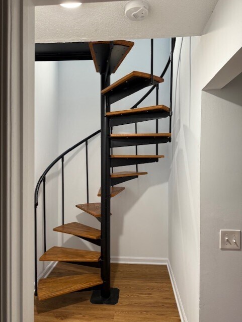 Building Photo - 900 Mix Ave