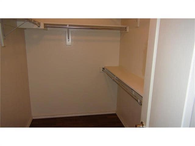 Building Photo - 260 Flatwood Dr