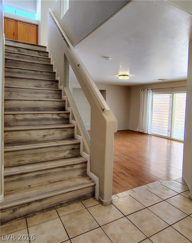 Building Photo - 10097 Flagstaff Butte Ave