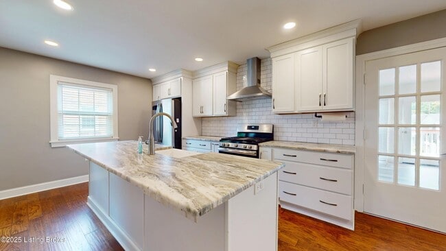 Building Photo - 4502 Blenheim Rd