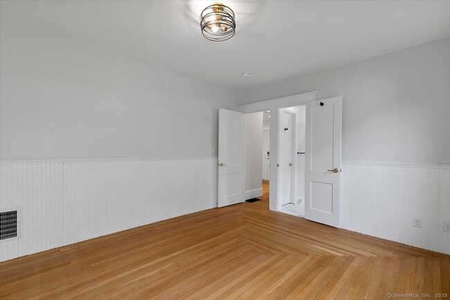 Building Photo - 48 Hubinger St