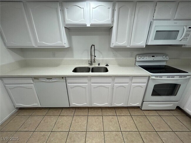 Building Photo - 4191 Gannet Cir