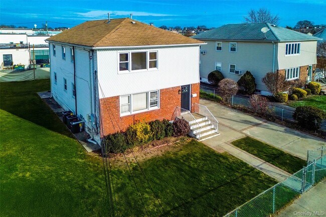 Building Photo - 50 Mahland Pl