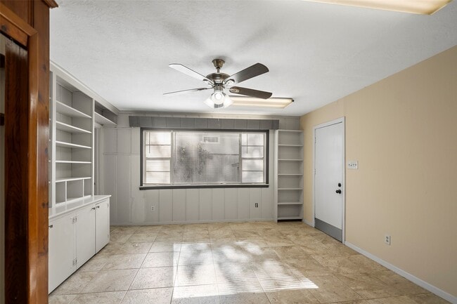 Building Photo - 4111 Law St