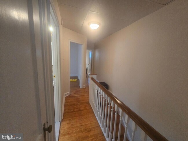 Building Photo - 6665 Sprague St