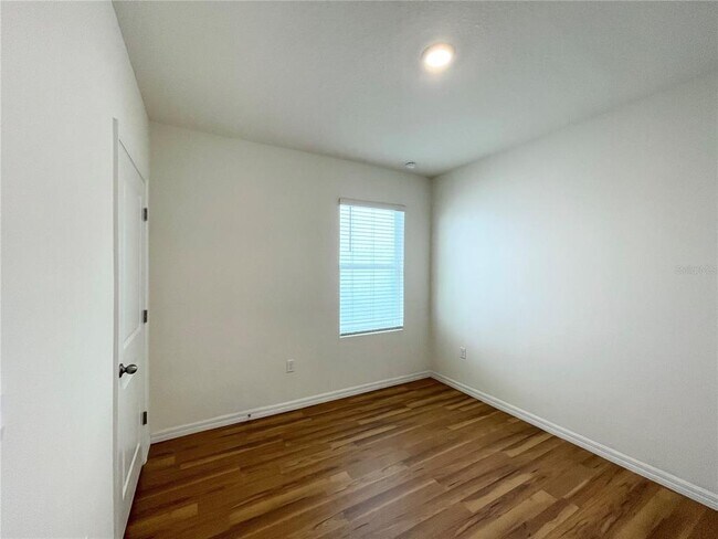 Building Photo - 35759 Sunflower Hl Dr