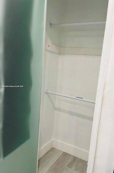 Building Photo - 872 NW 16th Terrace