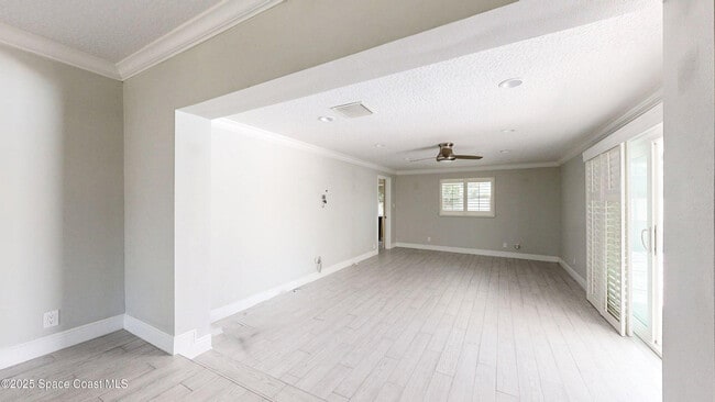 Building Photo - 410 Finch Dr