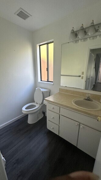 Building Photo - 20512 Filbert Dr