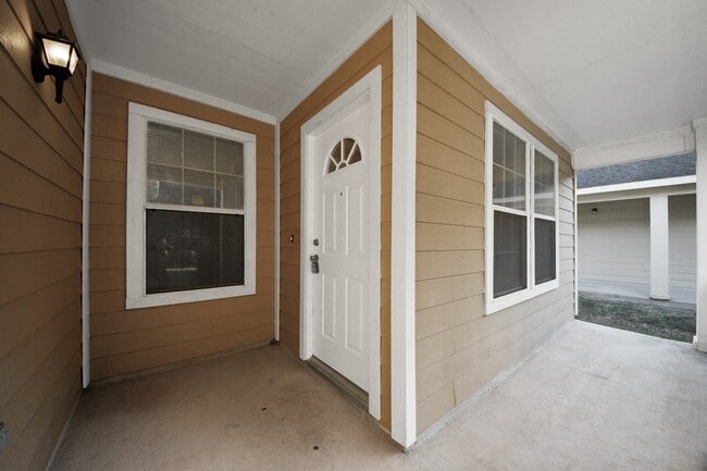 Building Photo - 19806 Plantation Grove Tr