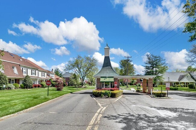 Building Photo - 22 Maddaket Ct