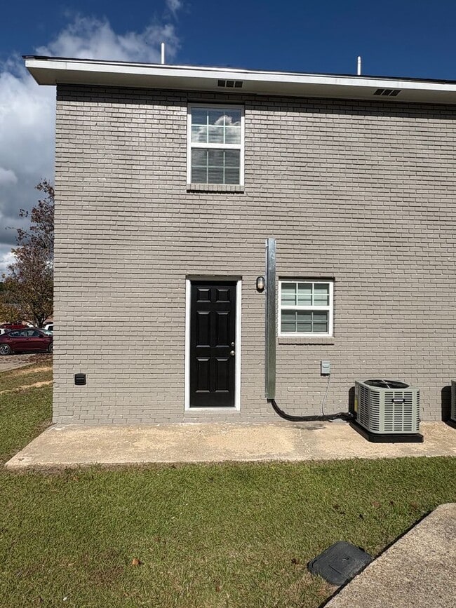 Interior Photo - Newly Major Renovated Beverly Manor
