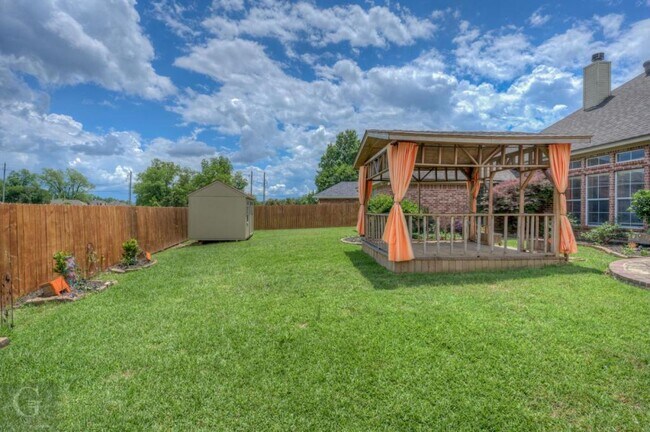 Building Photo - 1537 Nottoway Pl