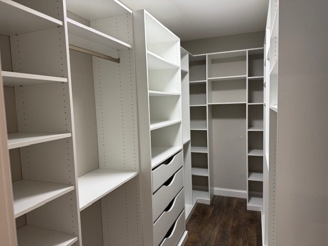 Building Photo - 1611 Edgewood Dr